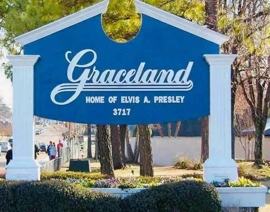 Creme De La Creme @ Graceland Memphis 0*,